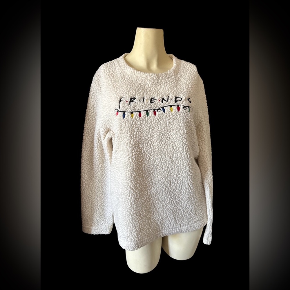 Friends The Television Series Christmas Lights Sherpa Sleep Top Women Size M